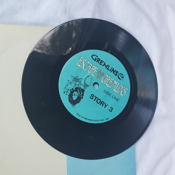 : 3pc Mixed lot of Gremlins story 3 Sinbad the sailor & Gummi bears vinyl record - Picture 11 of 13